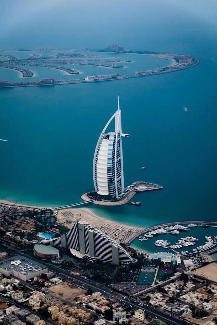 Wieżowiec Burj Al Arab w Dubaju